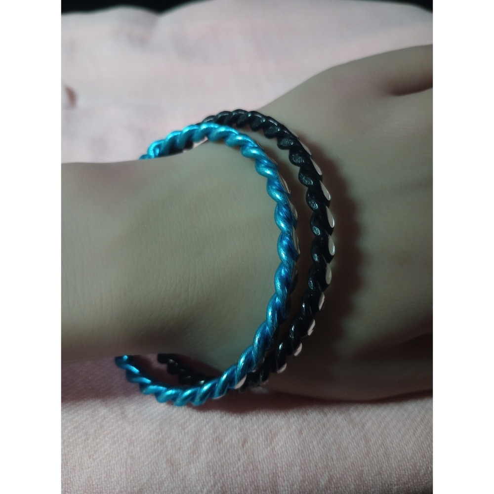 Set of 2 Twisted Aluminum Bangle Bracelets Blue & Black Lightweight 2.75"...